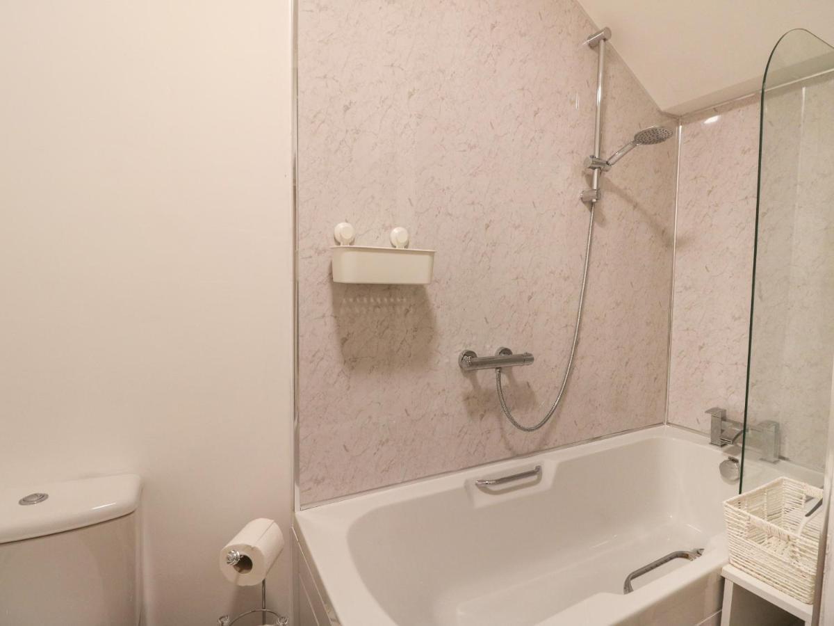 Secret Nest Apartment Dunoon Exterior photo